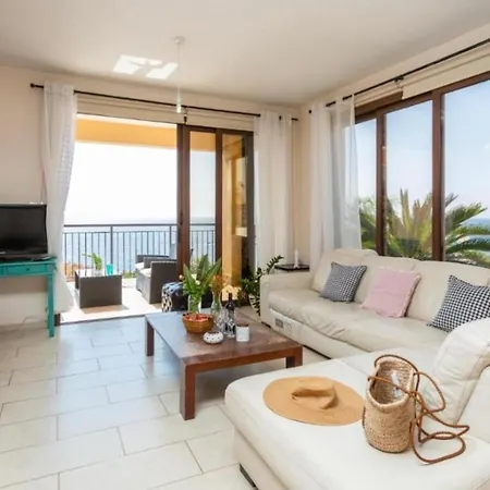 Sunset View Mermaid * Pomos