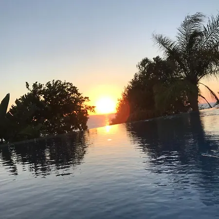 Sunset View Mermaid Villa *