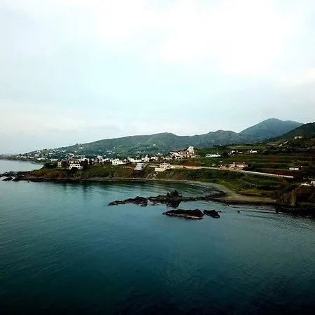 Sunset View Mermaid Villa Pomos