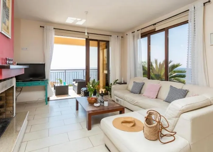 Sunset View Mermaid * Pomos