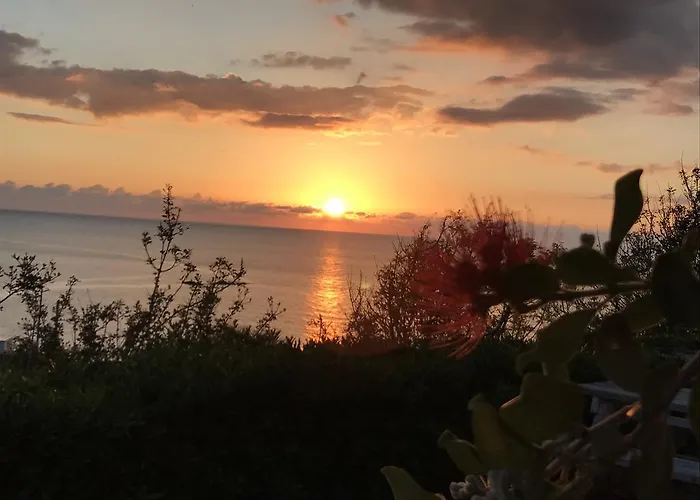 Sunset View Mermaid Vila *